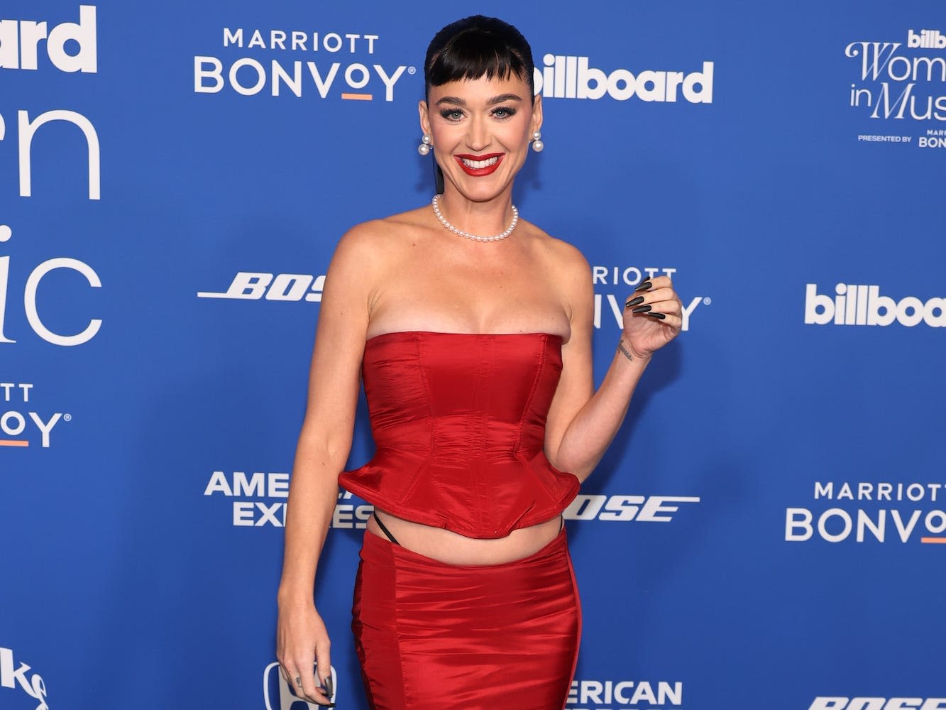 Katy Perry released another teaser for her new song 'Woman's World.' People can't decide whether she's so back or desperate to relive her glory days.