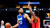 Towns' Season-High 40 Points Leads Wolves Past Rockets