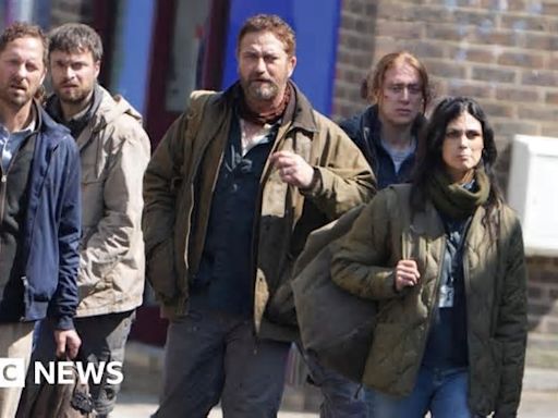 Gerard Butler on location in Alton for new film