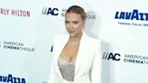 Scarlett Johansson denuncia a OpenAI por usar su voz sin permiso