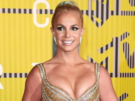 Britney Spears deletes post slamming Halsey’s new ’Lucky’ music video, latter responds