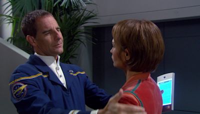 Star Trek Enterprise's Scott Bakula Wasn't Thrilled With The Series Finale - SlashFilm