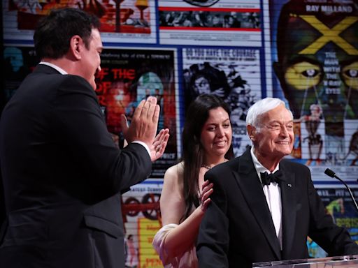 Fallece a los 98 años el productor de cine Roger Corman, "el rey de la serie B"