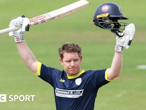 Ben Brown: Hampshire wicketkeeper signs one-year extension