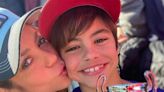 Milan, hijo de Shakira, demuestra que es todo un “rock star” en nuevo video donde toca la batería aunque lo critican por usar maquillaje en los ojos