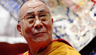 El Dalai Lama aún no piensa en su ‘reencarnación’: ‘Debo ayudar a tanta gente como pueda’