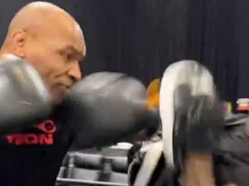 Fans say 'there's a reason' why Mike Tyson's training clips are is 6 secs long'