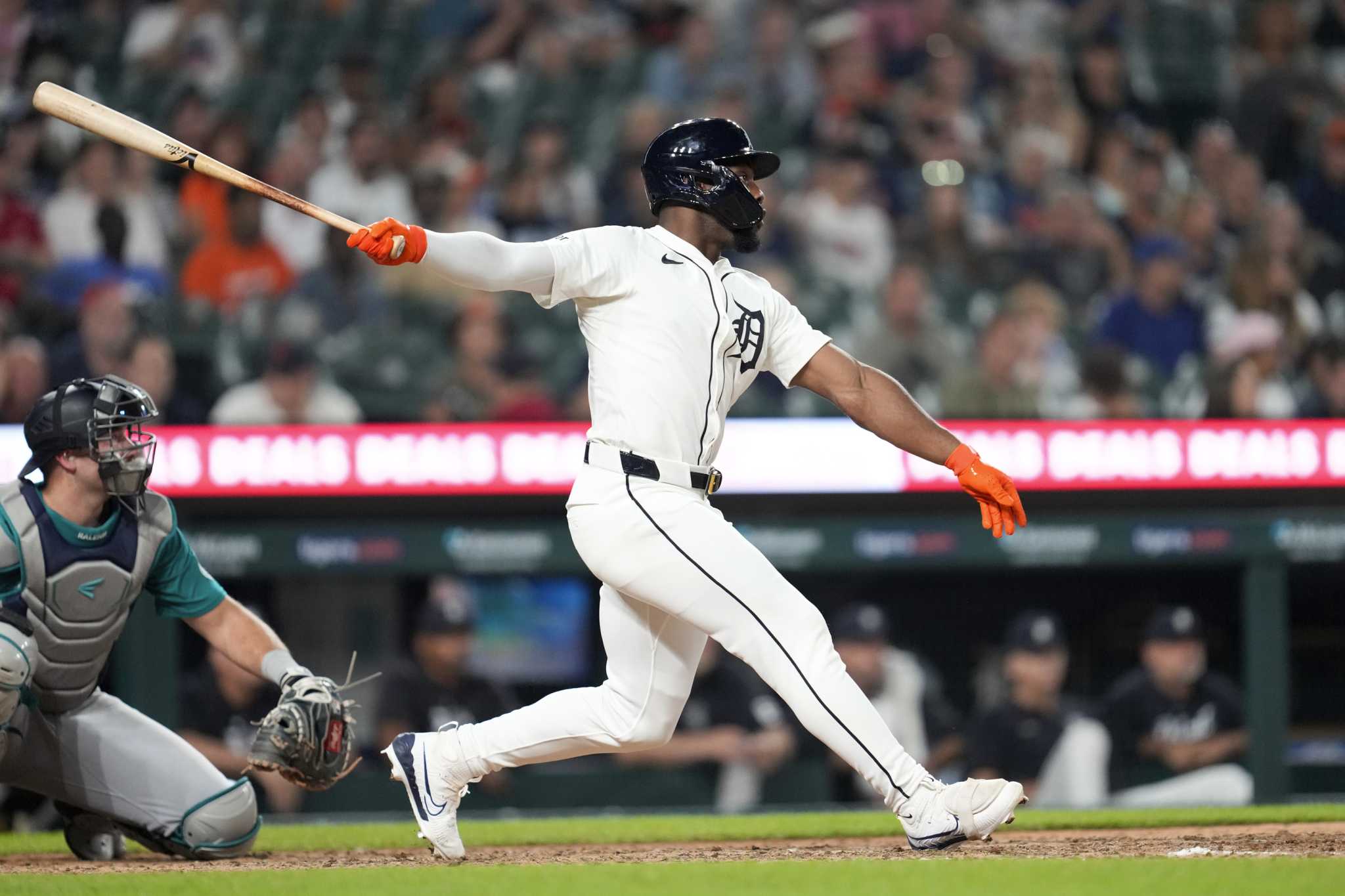 Baddoo hits game-ending double in 10th as Tigers rally to beat Mariners 3-2