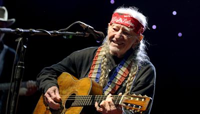 God Bless America, Willie Nelson’s Back Onstage for 4th of July Concert