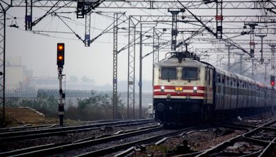 DRM arrested by CBI held late night parties, misused railway resources: AIRF