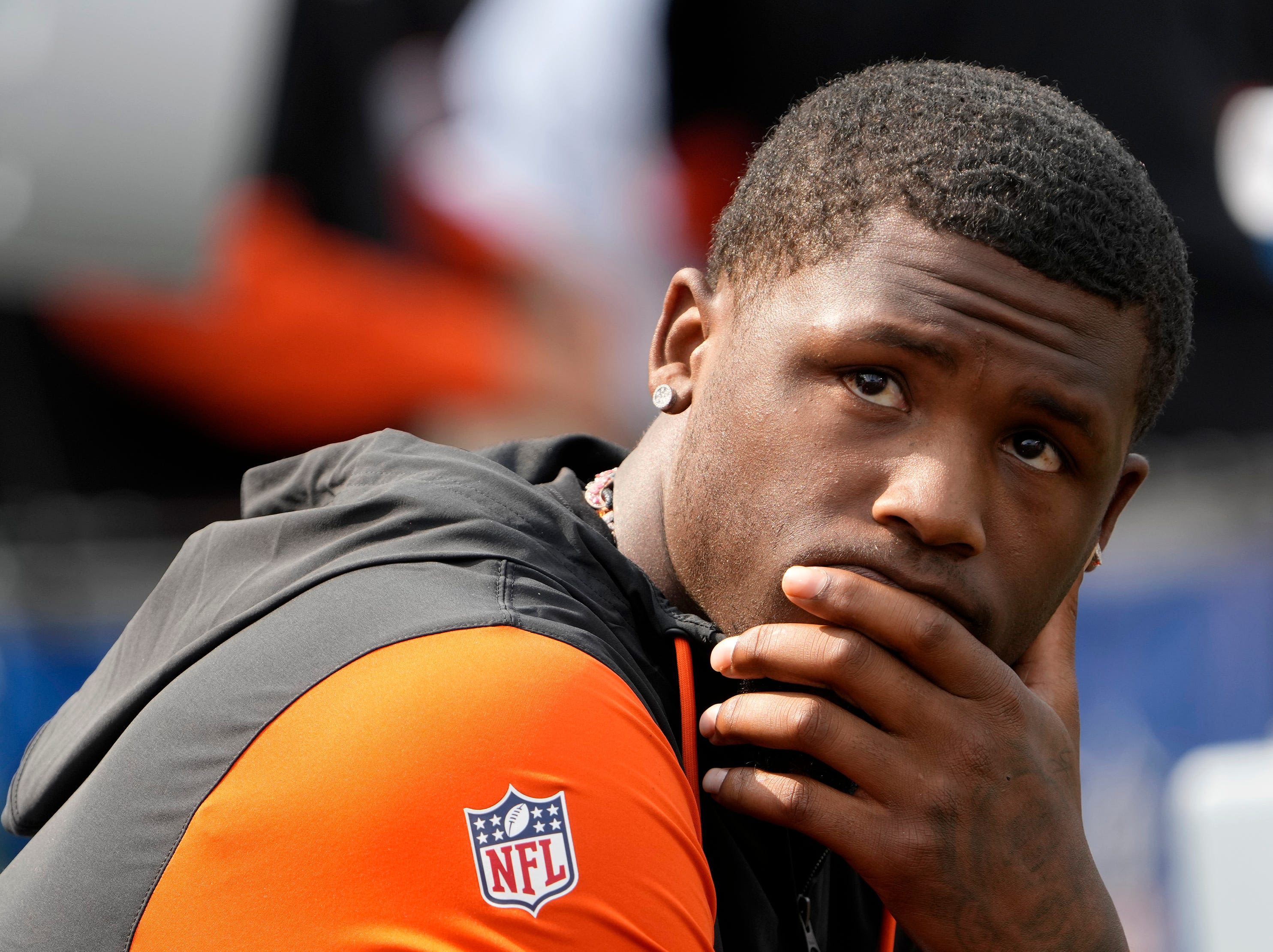 ESPN's Adam Schefter says he'll be surprised if Tee Higgins plays in Bengals-Chiefs game