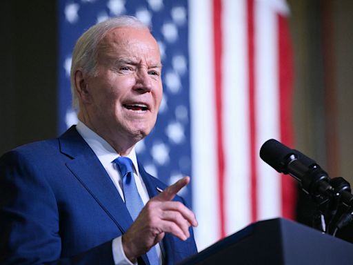 Opinion | Biden is swinging right to beat Trump. That's a mistake.
