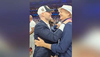 Bill Murray, son Luke celebrate on court after NCAA national championship win