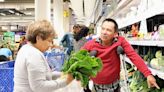 Personas con discapacidad ya pueden solicitar el bono canjeable por alimentos de mayo en Bogotá