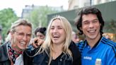 Trio complice à Paris : Alexandra Lamy au bras de sa fille Chloé et son amoureux