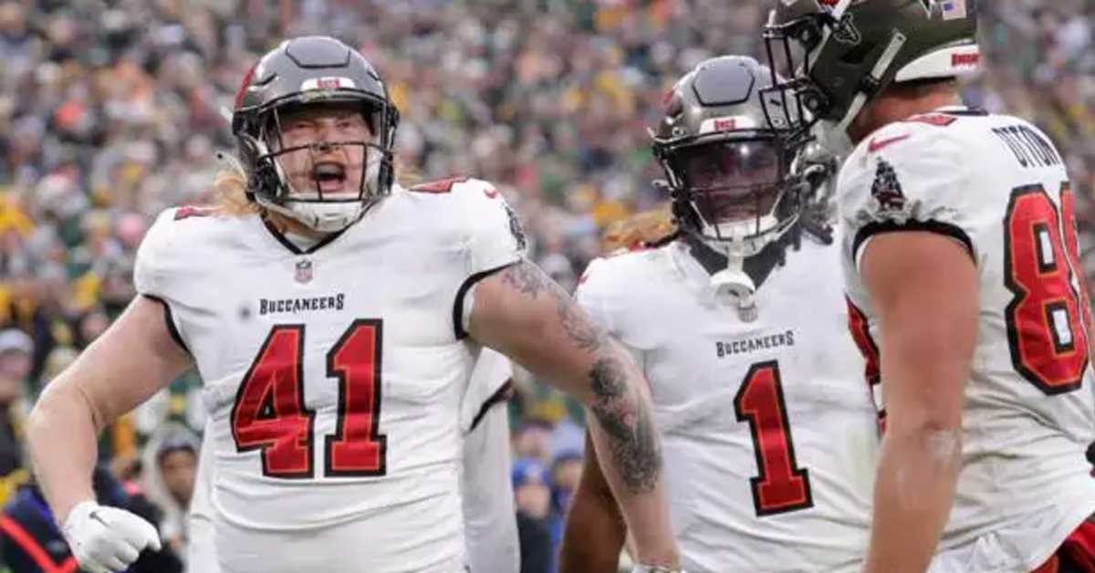 Should Buccaneers Drop Tight End Ko Kieft?