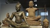 Le Metropolitan Museum of Art de New York restitue 14 sculptures khmères au Cambodge
