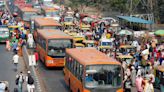 Al menos ocho turistas muertos al caer un autobús por un desfiladero en la India