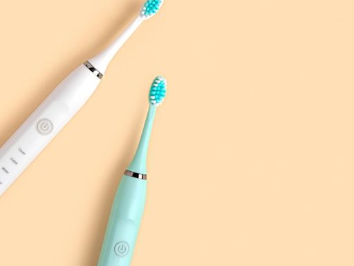 If You Have An Electric Toothbrush, You Need To Do This During Warmer Months