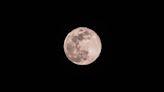 January's Full Wolf Moon looks stunning in 1st full moon photos of 2024 (photos)