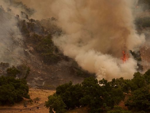 Santa Barbara ‘Lake Fire’ Prompts Evacuation Warnings, Michael Jackson’s Neverland Ranch Threatened