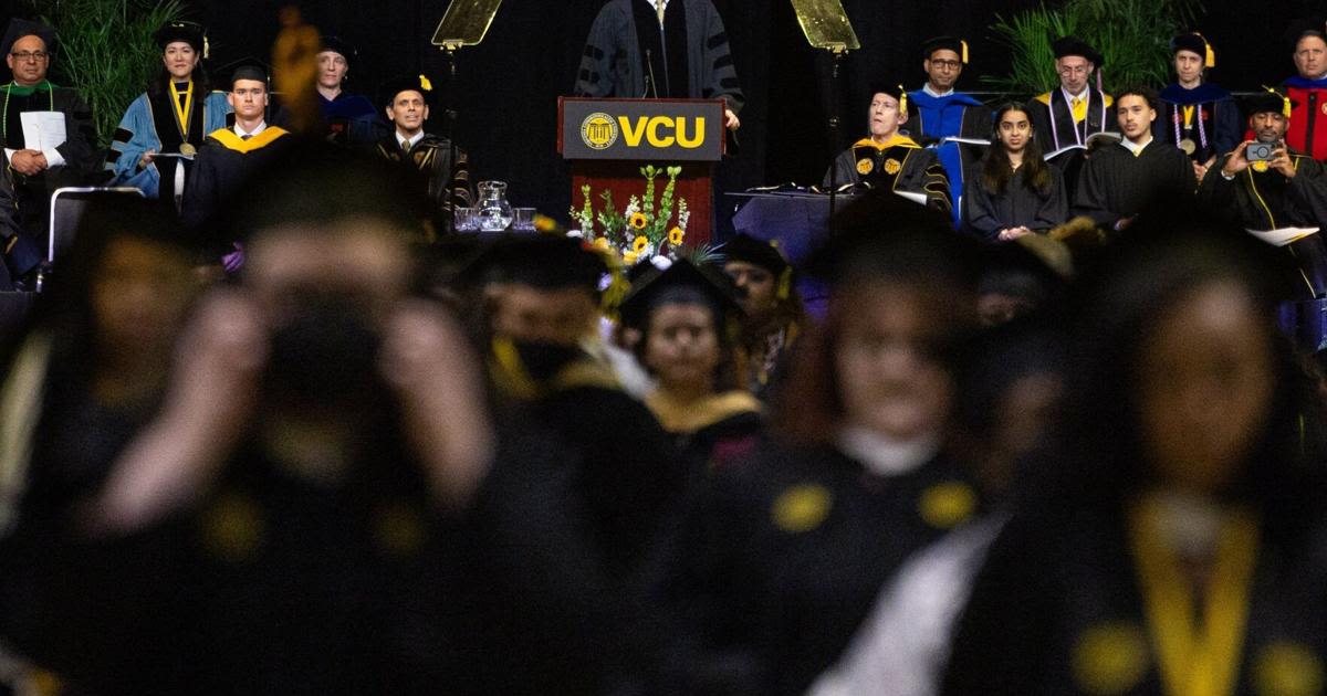 More than 100 VCU graduates walk out during Youngkin's graduation speech