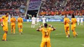 Netherlands' superb World Cup goal hailed as Dutch dance into last eight