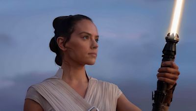 La actriz, Daisy Ridley, de ‘Star Wars’, anuncia que padece la enfermedad de Graves