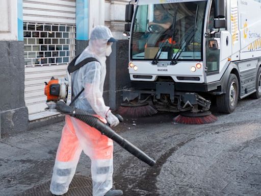 Foreign Office issues warning as Italy airport closed as runway hit by debris