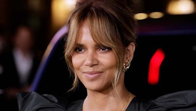 Halle Berry Goes Topless to Celebrate 20th Anniversary of 'Catwoman'