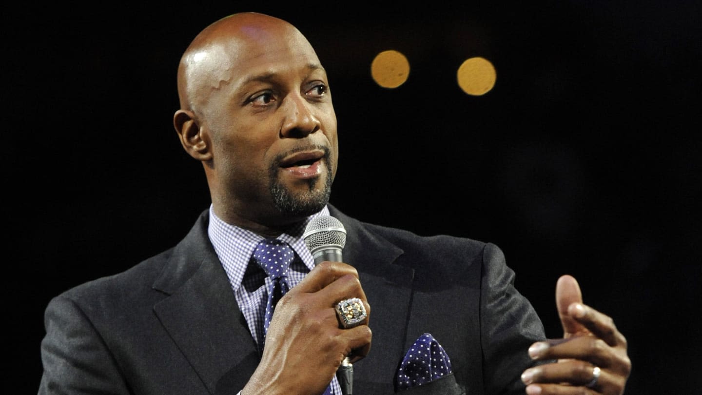 Former Miami Heat player Alonzo Mourning Thinks the 2000 USA Team Doesn't Get Enough Respect