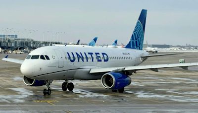 Un vuelo de United aborta el despegue en el aeropuerto O'Hare de Chicago después de que se informara de un incendio en el motor, lo que llevó a los funcionarios a retrasar las llegadas