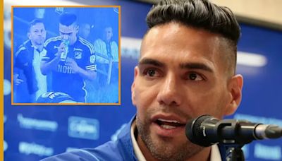 En video quedó Falcao García usando una bala de oxígeno durante el partido entre Millonarios y Nacional en Bogotá