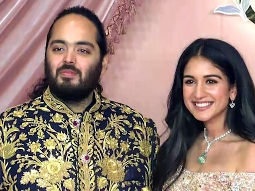 Anant Ambani-Radhika Merchant wedding: From Beckham & Hilary Clinton to Kim Kardashian, check celebrity guest list | Today News