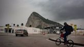 Bruselas busca este viernes desencallar la negociación sobre Gibraltar con Albares, Cameron y Picardo