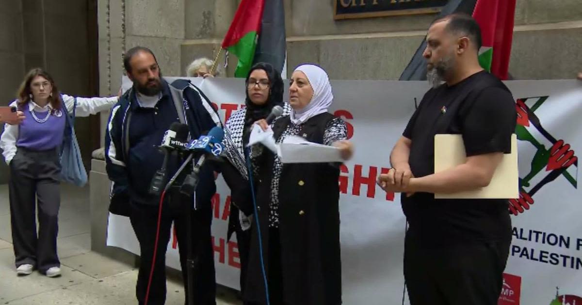 Pro-Palestinian activists vow to march without permit at DNC after DePaul encampment taken down