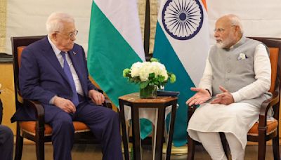 PM Modi meets Palestinian President Mahmoud Abbas in New York; voices ‘deep concern’ for Gaza situation | Today News