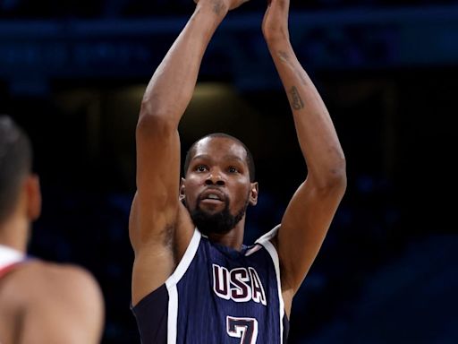 Kevin Durant se convierte en máximo anotador de EEUU de la historia olímpica; ayuda equipo a pasar a semifinales