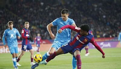 César Montes quiere hacer un regalo a la afición del Almería frente al Barcelona