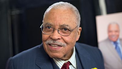 James Earl Jones Dies: Revered ‘Field Of Dreams’ Star, Darth Vader Voice & Broadway Regular Was 93