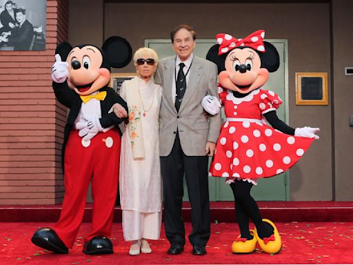 Richard M. Sherman, que impulsó el encanto Disney en "Mary Poppins", fallece a los 95 años