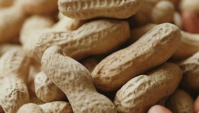 Babies exposed to peanuts less likely to be allergic years later, study says