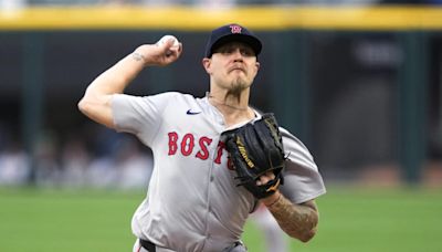 Red Sox hand floundering White Sox 14th straight loss