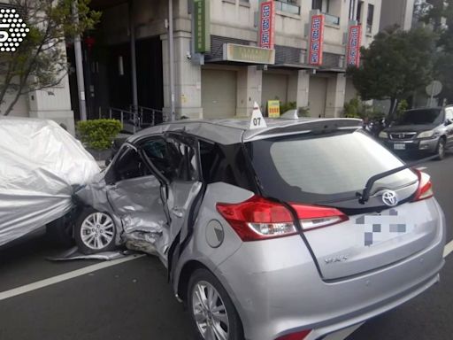 日常竟遇劫！婦開車買菜返家 闖燈遭撞不治