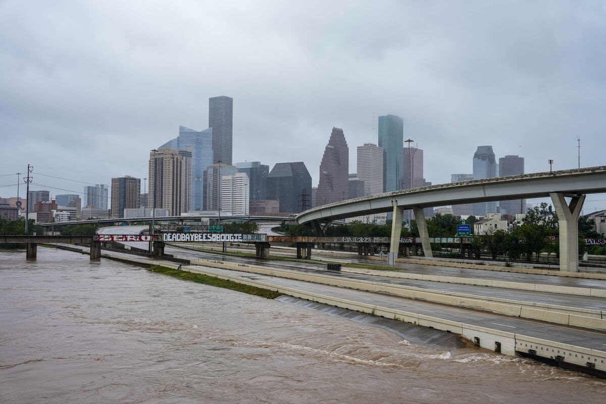 Houston Set for Dangerous Heat as Power Outages Top 2 Million