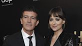 Antonio Banderas comparte emotiva foto con Dakota Johnson - El Diario NY