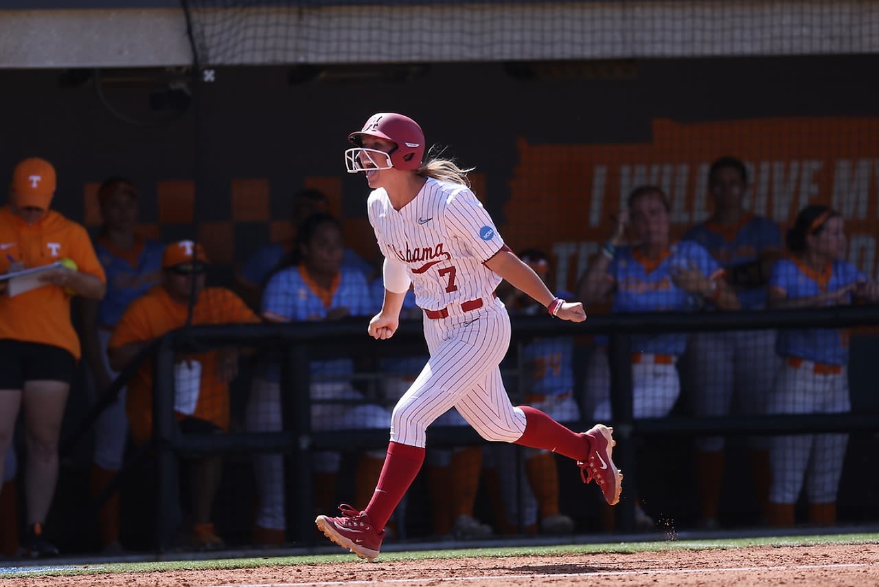 Alabama softball beats Tennessee in super regional, earns trip to WCWS