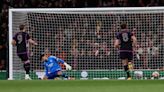 ‘Is this guy even a goalkeeper?’ – Arsenal’s David Raya blasted for weak attempt at saving Harry Kane’s penalty in Champions League draw with Bayern | Goal.com Kenya