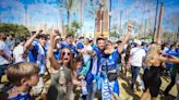 La marea azul toma el Real de la Feria de Jerez