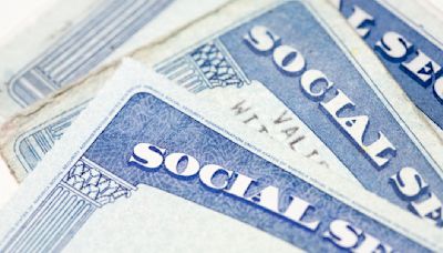 Joe Biden Wants to Strengthen Social Security. Will This Solution Force You to Delay Your Retirement? | The Motley Fool